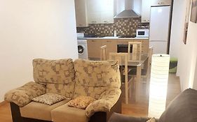 2F, Aire Acondic, 80M2, 2 Dormitorios, 4 Huespedes, Wifi Gratis