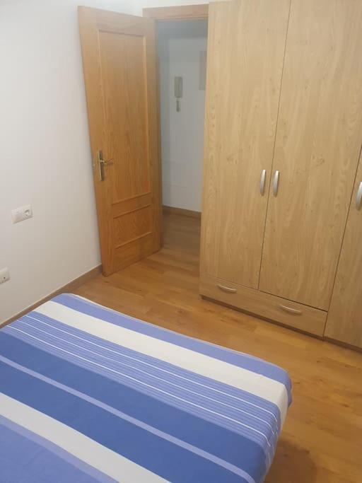 2F, Aire Acondic, 80M2, 2 Dormitorios, 4 Huespedes, Wifi Gratis La Línea de la Concepción Exterior foto