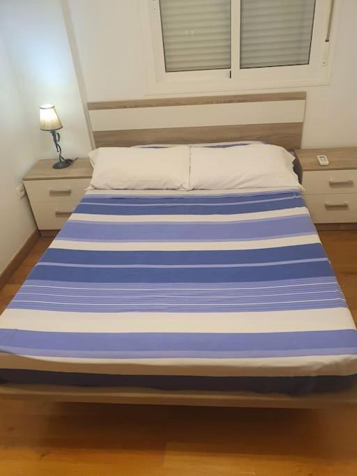 2F, Aire Acondic, 80M2, 2 Dormitorios, 4 Huespedes, Wifi Gratis La Línea de la Concepción Exterior foto