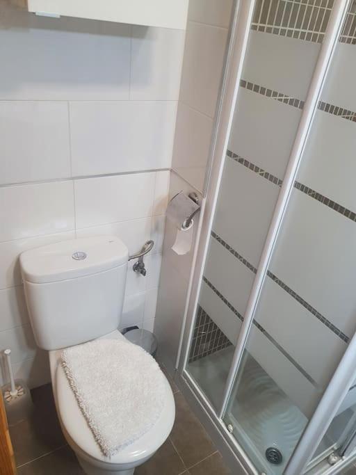 2F, Aire Acondic, 80M2, 2 Dormitorios, 4 Huespedes, Wifi Gratis La Línea de la Concepción Exterior foto